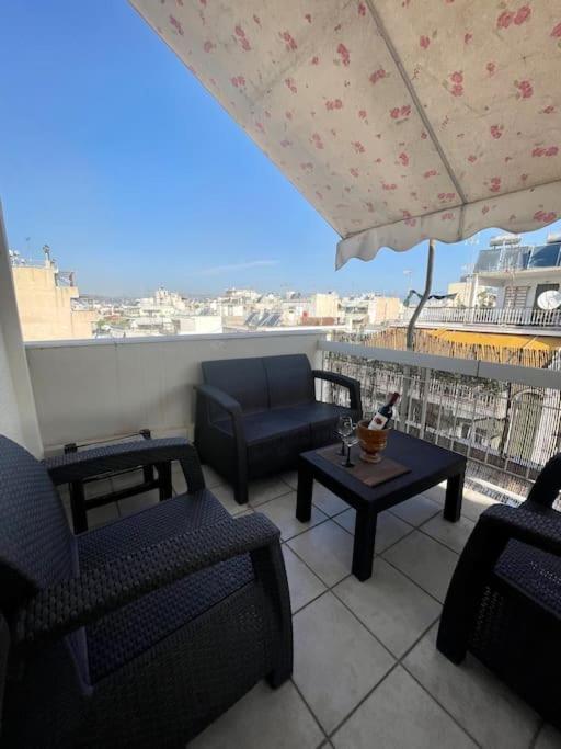 Top Floor Apartment At Petrolona With Big Balcony Афины Экстерьер фото