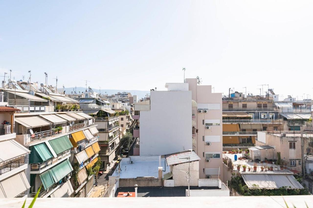 Top Floor Apartment At Petrolona With Big Balcony Афины Экстерьер фото