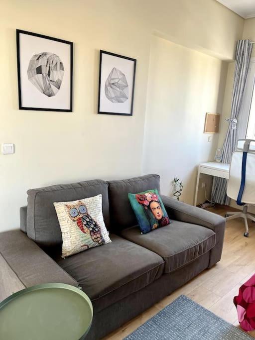 Top Floor Apartment At Petrolona With Big Balcony Афины Экстерьер фото